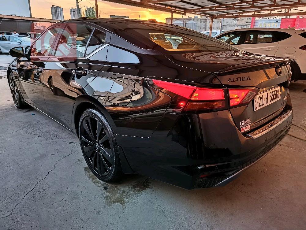Nissan Altima